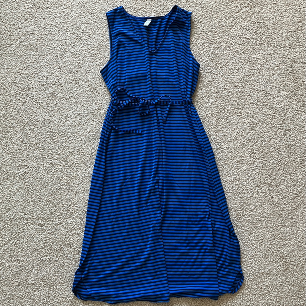 EUC Old Navy Black and Blue Striped Maternity Sleeveless Maxi Dress Size L